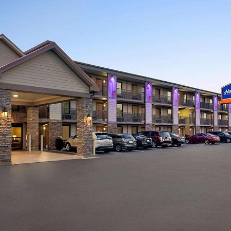 Howard Johnson By Wyndham Pigeon Forge Exterior foto