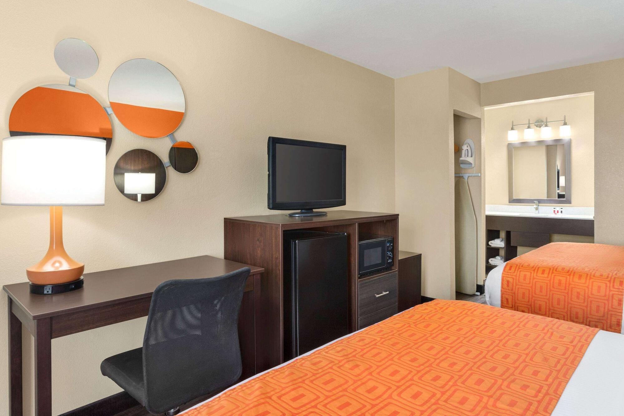 Howard Johnson By Wyndham Pigeon Forge Exterior foto