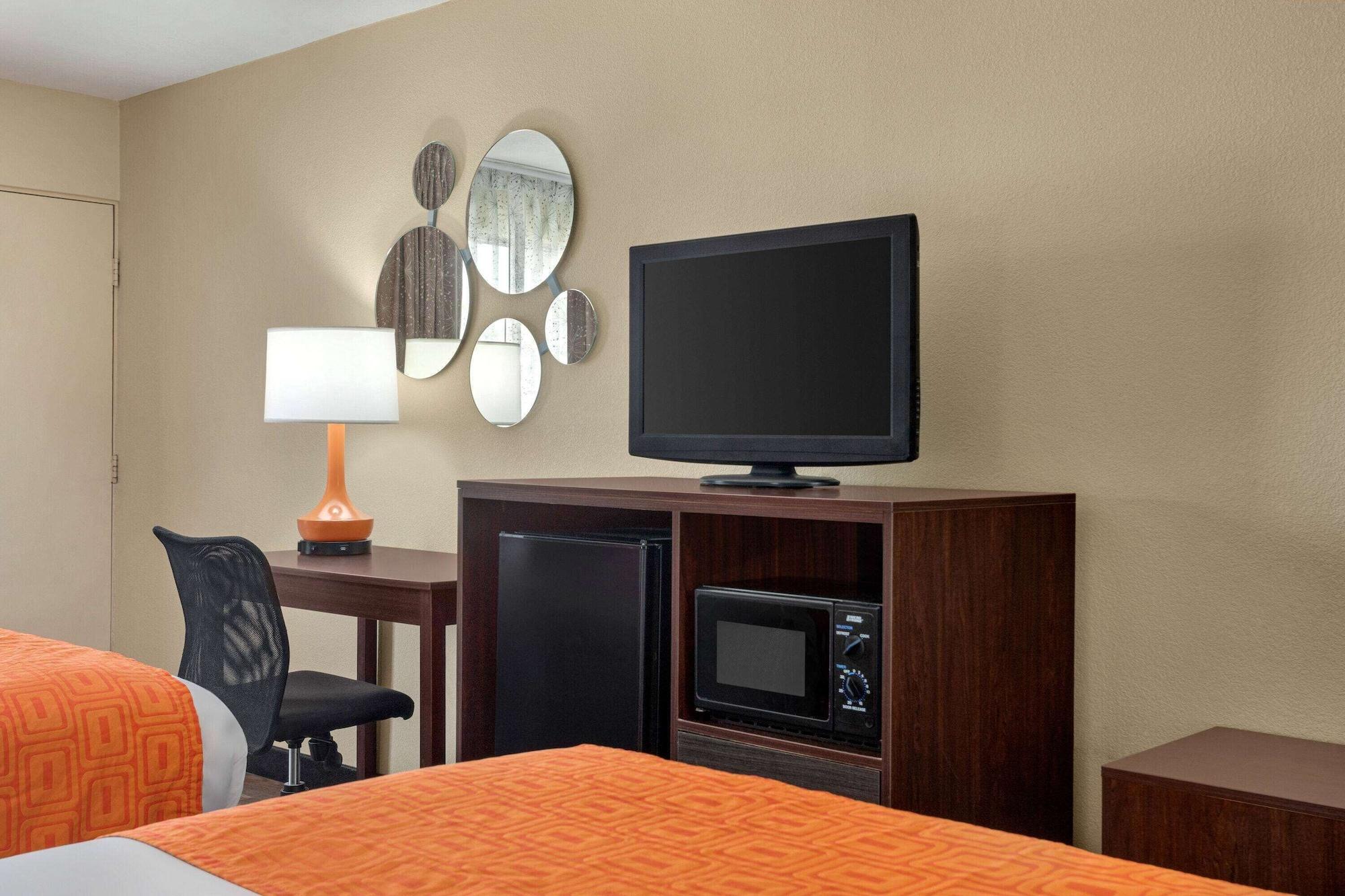 Howard Johnson By Wyndham Pigeon Forge Exterior foto